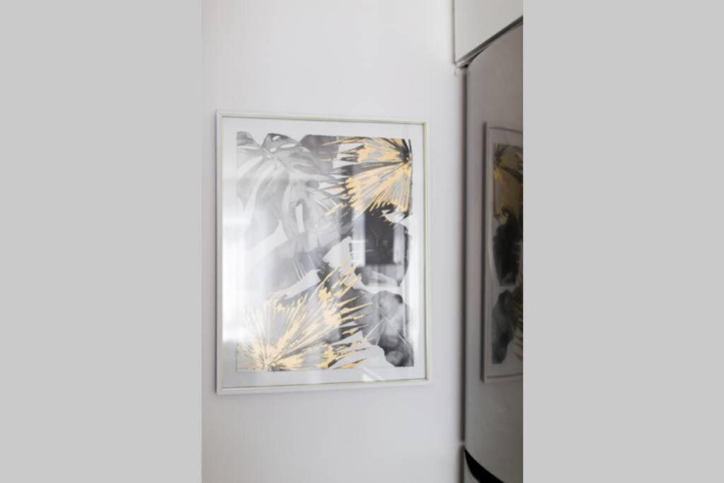 Wonderful Studio In Little Italy With Full Bath By Den Stays Μόντρεαλ Εξωτερικό φωτογραφία
