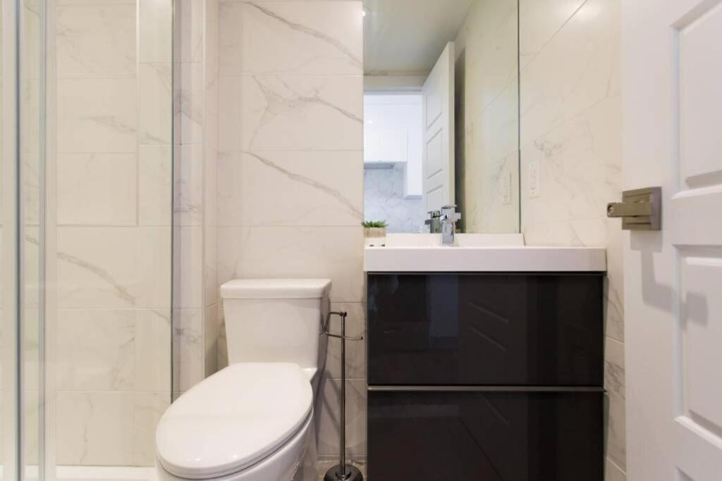 Wonderful Studio In Little Italy With Full Bath By Den Stays Μόντρεαλ Εξωτερικό φωτογραφία